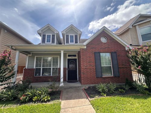 7027 Rancho Mission Dr, Houston, TX, 77083-6932 | Card Image