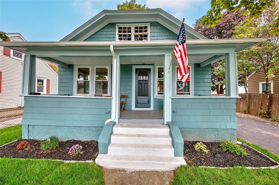 Windsor Rd, Pawtucket, RI 02861