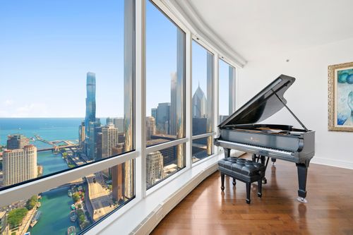 44a-401 N Wabash Ave, Chicago, IL, 60611-3760 | Card Image