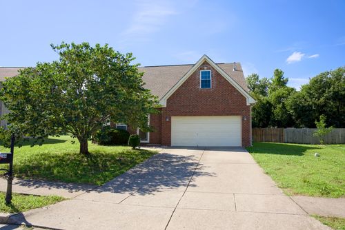 2244 Gilmore Crossing Ln, Nashville, TN, 37218-3613 | Card Image