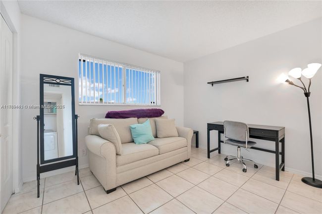APT-503 - 8730 N Sherman Cir, Condo with 2 bedrooms, 2 bathrooms and null parking in Miramar FL | Image 17