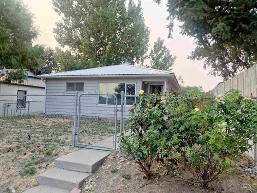 618 E Avenue D, Jerome, ID, 83338-2820 | Card Image