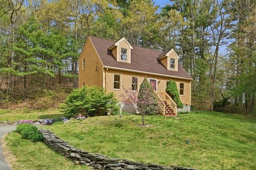 21 Valley Rd, Groton, MA, 01450-2109 | Card Image