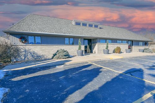 5320 Green Bay Rd, Kenosha, WI, 53144-3734 | Card Image