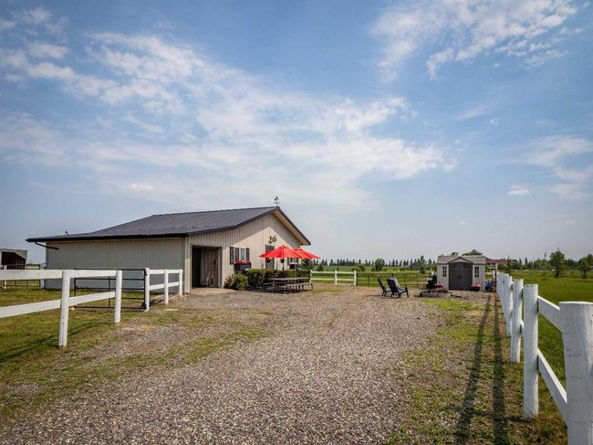235017 Range Road 284, House detached with 3 bedrooms, 2 bathrooms and 4 parking in Rocky View County AB | Image 43