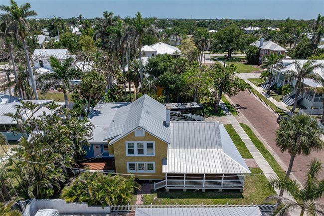110 Gilchrist St, House other with 3 bedrooms, 3 bathrooms and null parking in PUNTA GORDA FL | Image 6