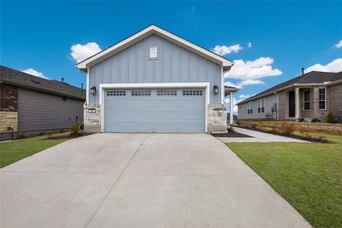 103 Cross Bar St, Georgetown, TX, 78633-2553 | Card Image