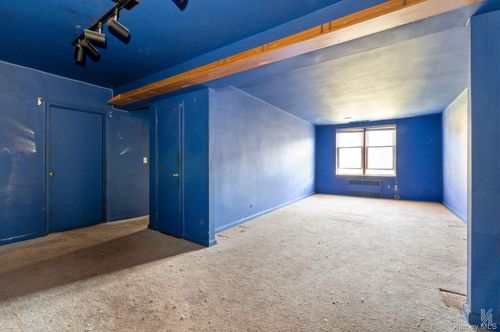 apt-5l-33 91st St, Jackson Heights, NY, 11372-1703 | Card Image