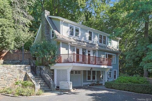 17 Mountain Ave, Mount Kisco, NY, 10549-1321 | Card Image