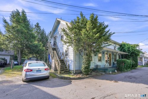 19-21 Mohegan St, Putnam, CT, 06260 | Card Image