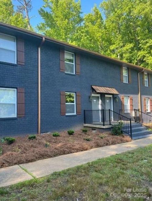 1460 Sherwood Dr, Kannapolis, NC, 28081-5729 | Card Image