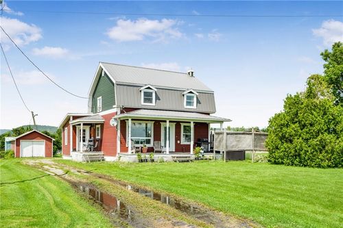 1309 Concession 1 Rd, Prescott Russell, ON, K0B1J0 | Card Image