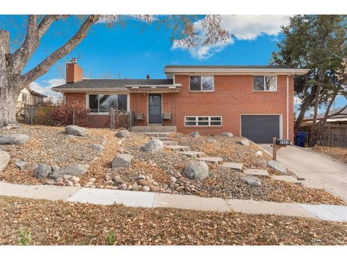 2207 Mcarthur Ave, Colorado Springs, CO, 80909-2008 | Card Image
