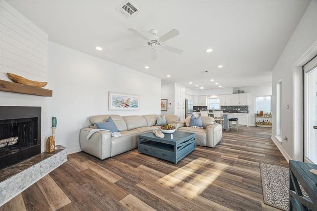 open concept showing off the natural light | Image 10