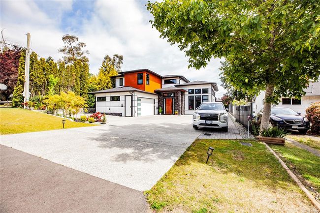 850 Snowdrop Ave, House other with 6 bedrooms, 6 bathrooms and 5 parking in Victoria BC | Image 47