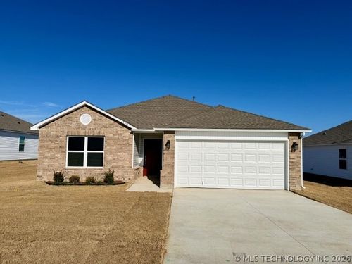 1116 Raven Dr, Claremore, OK, 74019-1845 | Card Image