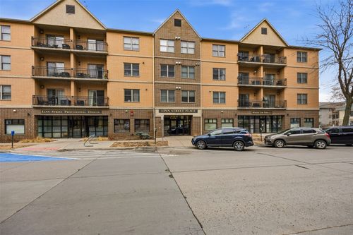 apt-305-332 S Linn St, Iowa City, IA, 52240-1613 | Card Image