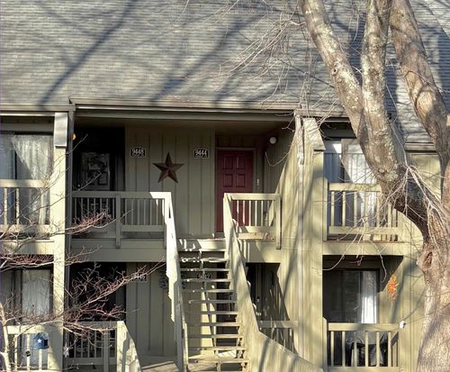 9444 S Lake Ridge Dr, Bloomington, IN, 47401-9506 | Card Image