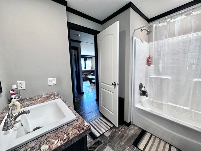 3759 E Highway 552, House other with 3 bedrooms, 2 bathrooms and null parking in Lily KY | Image 33