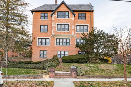 a1-106 Livingston St, New Haven, CT, 06511-2413 | Card Image