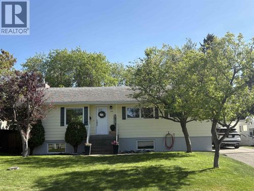 1115 Mcgregor Avenue, Prince George, BC, V2M4A8 | Card Image