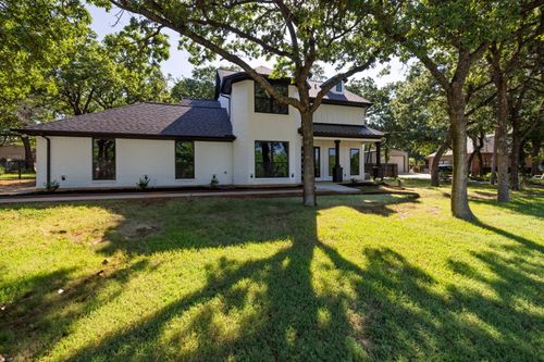 2333 Trail Tree Ct, Burleson, TX, 76028-1243 | Card Image