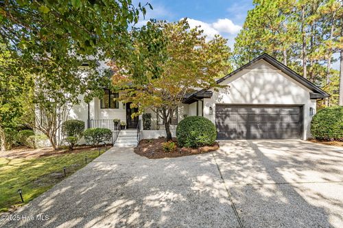 5 Pin Oak Ct, Pinehurst, NC, 28374-9452 | Card Image