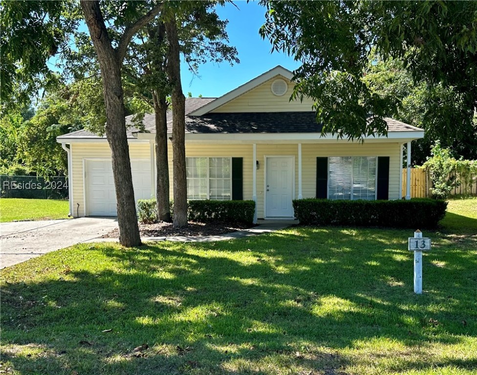 Chinaberry Cir, Hilton Head Island, SC 29926