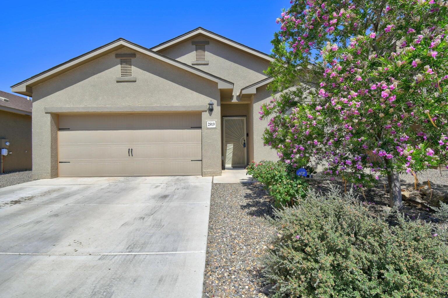 Tierra Dorado Dr, Albuquerque, NM 87121