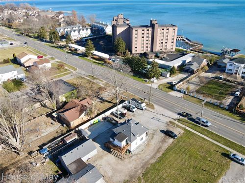 34437 Jefferson Ave, Harrison Township, MI, 48045-3233 | Card Image