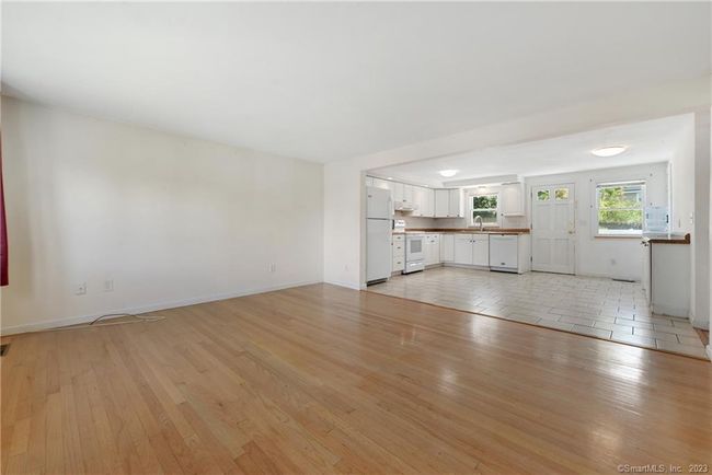 115 Mohawk Drive Ext, House other with 3 bedrooms, 2 bathrooms and 2 parking in West Haven CT | Image 4
