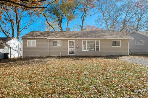 7401 E 109th Ter, Kansas City, MO, 64134-2916 | Card Image