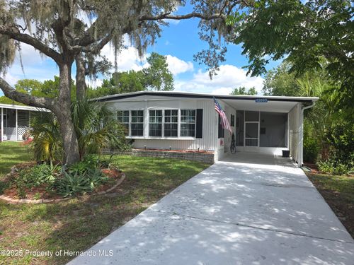 12095 Walshwood Ave, Brooksville, FL, 34613-5521 | Card Image