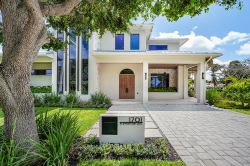 1701 N Swinton Ave, Delray Beach, FL, 33444-3140 | Card Image