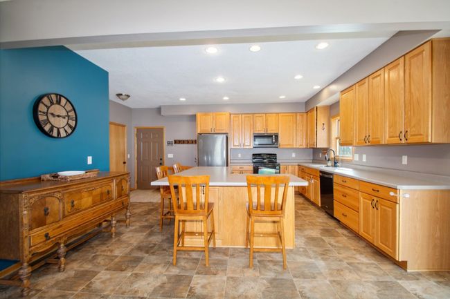 104 Ash Ave N, House other with 3 bedrooms, 3 bathrooms and null parking in Mayer MN | Image 5