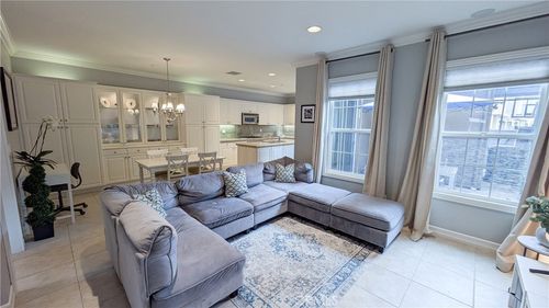 95 Orange Blossom Cir, Ladera Ranch, CA, 92694-1251 | Card Image