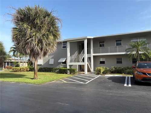 203-306 Circle Dr S, Boynton Beach, FL, 33435-2540 | Card Image
