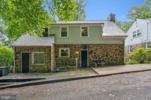 2504 Parkview Rd, GWYNN OAK, MD, 21207-6061 | Card Image