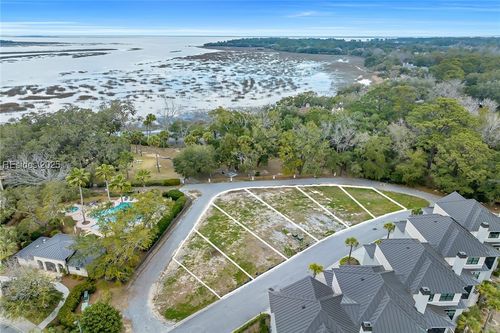 2-4 Grandview Ct, Hilton Head Island, SC, 29926-3903 | Card Image