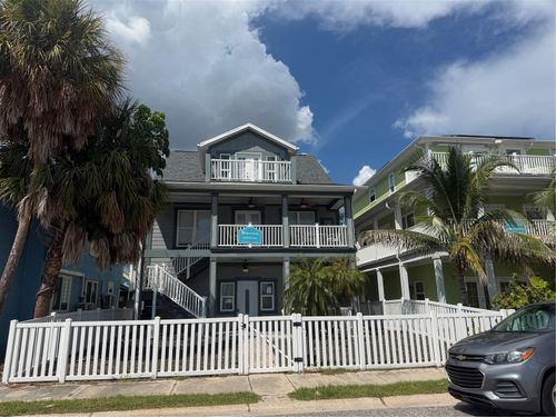 5433 Essex Ave S, GULFPORT, FL, 33707-6009 | Card Image