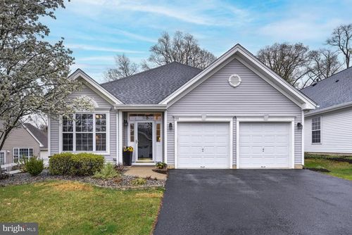 111 Honey Flower Dr, Bordentown Township, NJ, 08620-9693 | Card Image