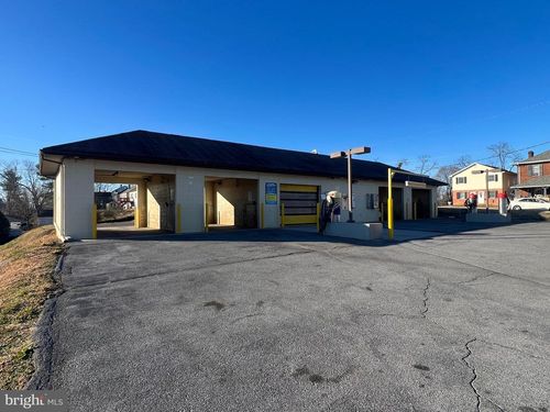 1037 W Washington St, HAGERSTOWN, MD, 21740-5211 | Card Image