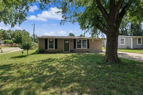 1502 Cadet Ave, Lawrence, KS, 66044-4426 | Card Image