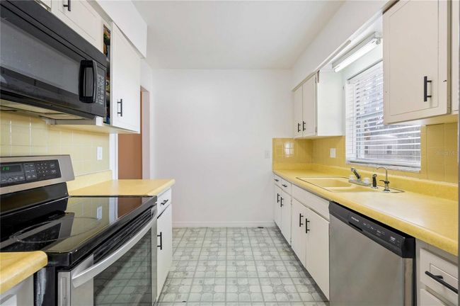 2906 Forest Circle, House other with 4 bedrooms, 2 bathrooms and null parking in SEFFNER FL | Image 19