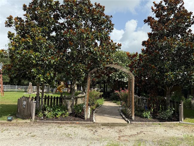 1166 Manak Rd, House other with 3 bedrooms, 3 bathrooms and 3 parking in Sealy TX | Image 21
