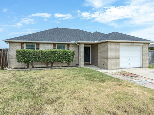 1929 Bolingbroke Ct, Fort Worth, TX, 76140-5156 | Card Image