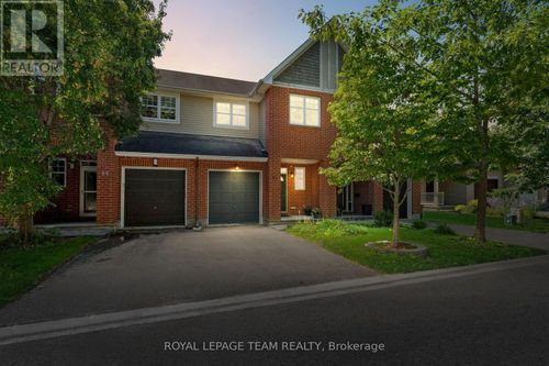 84 Selhurst Avenue, Ottawa, ON, K2G7C9 | Card Image