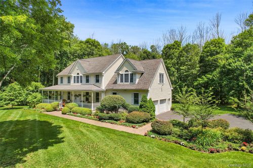 127 Smith Ridge Rd, South Salem, NY, 10590-1925 | Card Image