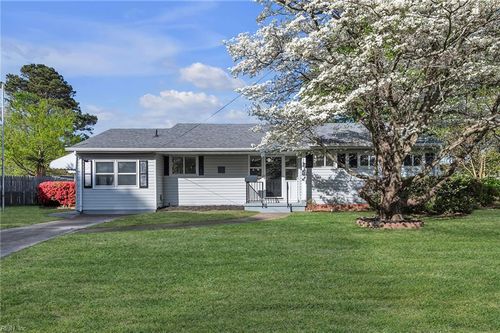 2208 Corbett Ave, Norfolk, VA, 23518-2104 | Card Image