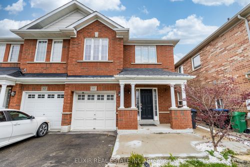 61 Bushmill Cir, Brampton, ON, L7A0K7 | Card Image